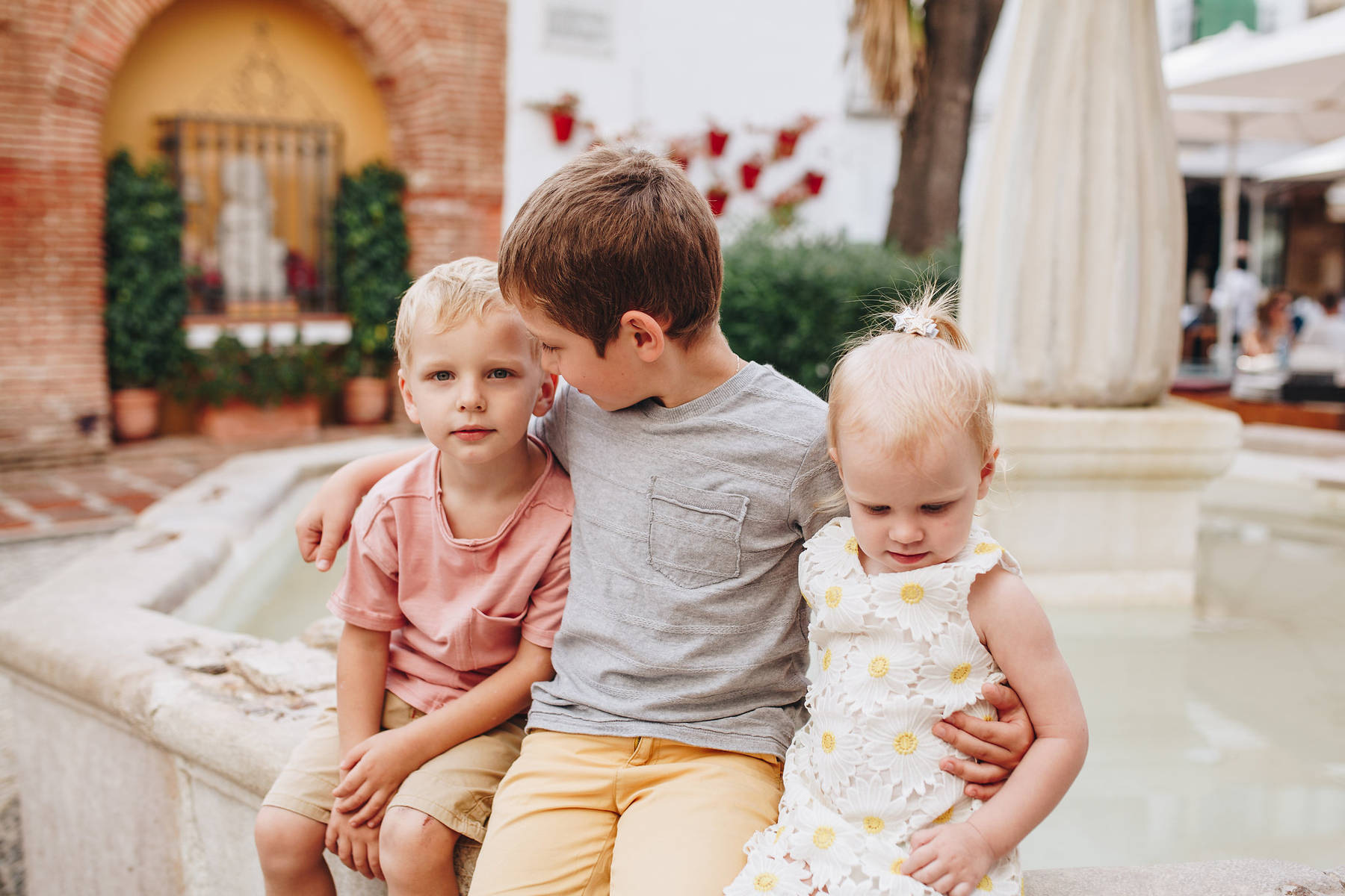 Family photo shoot in Marbella