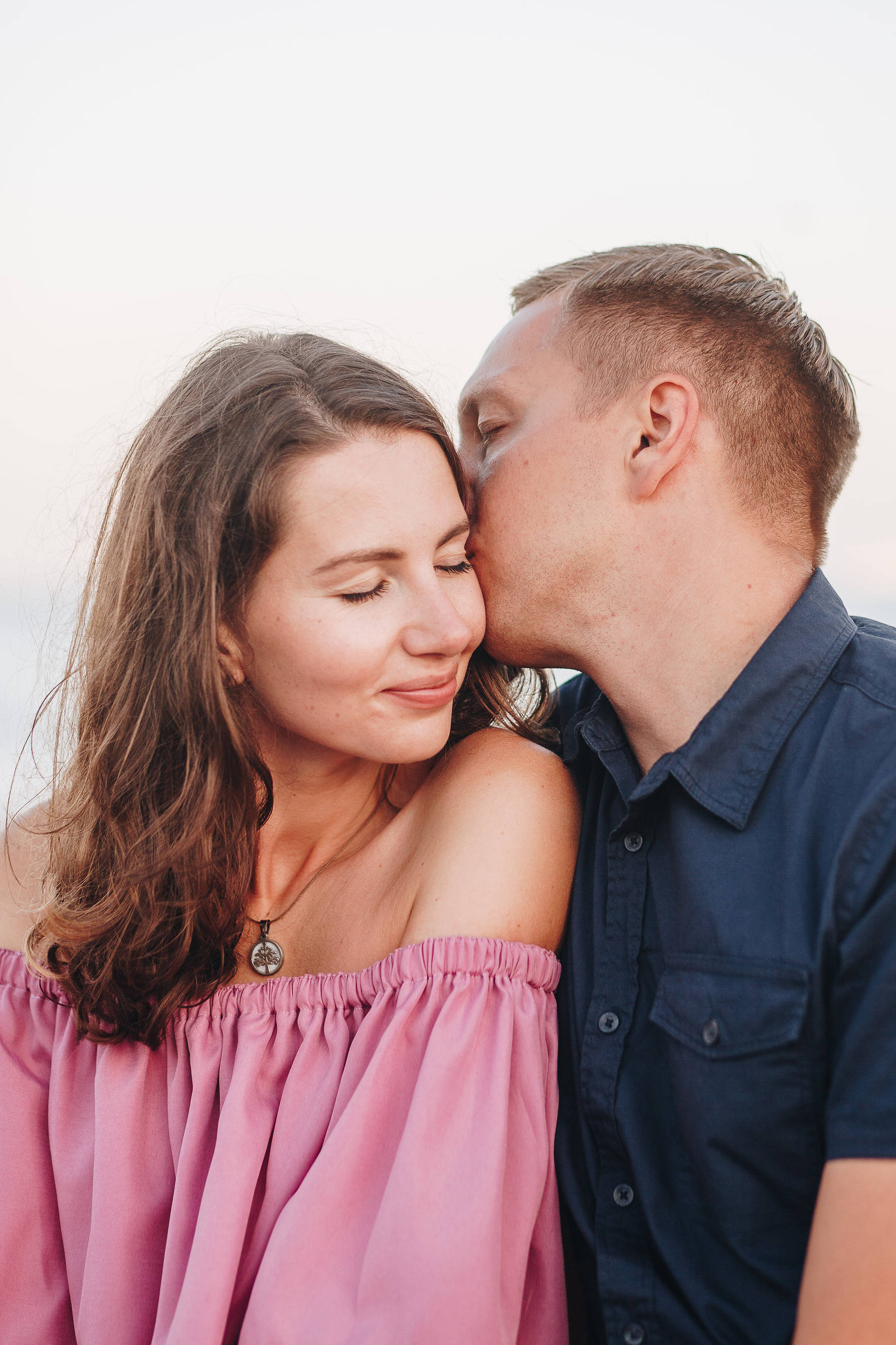 Love Story photo shoot on the beach of Torremolinos