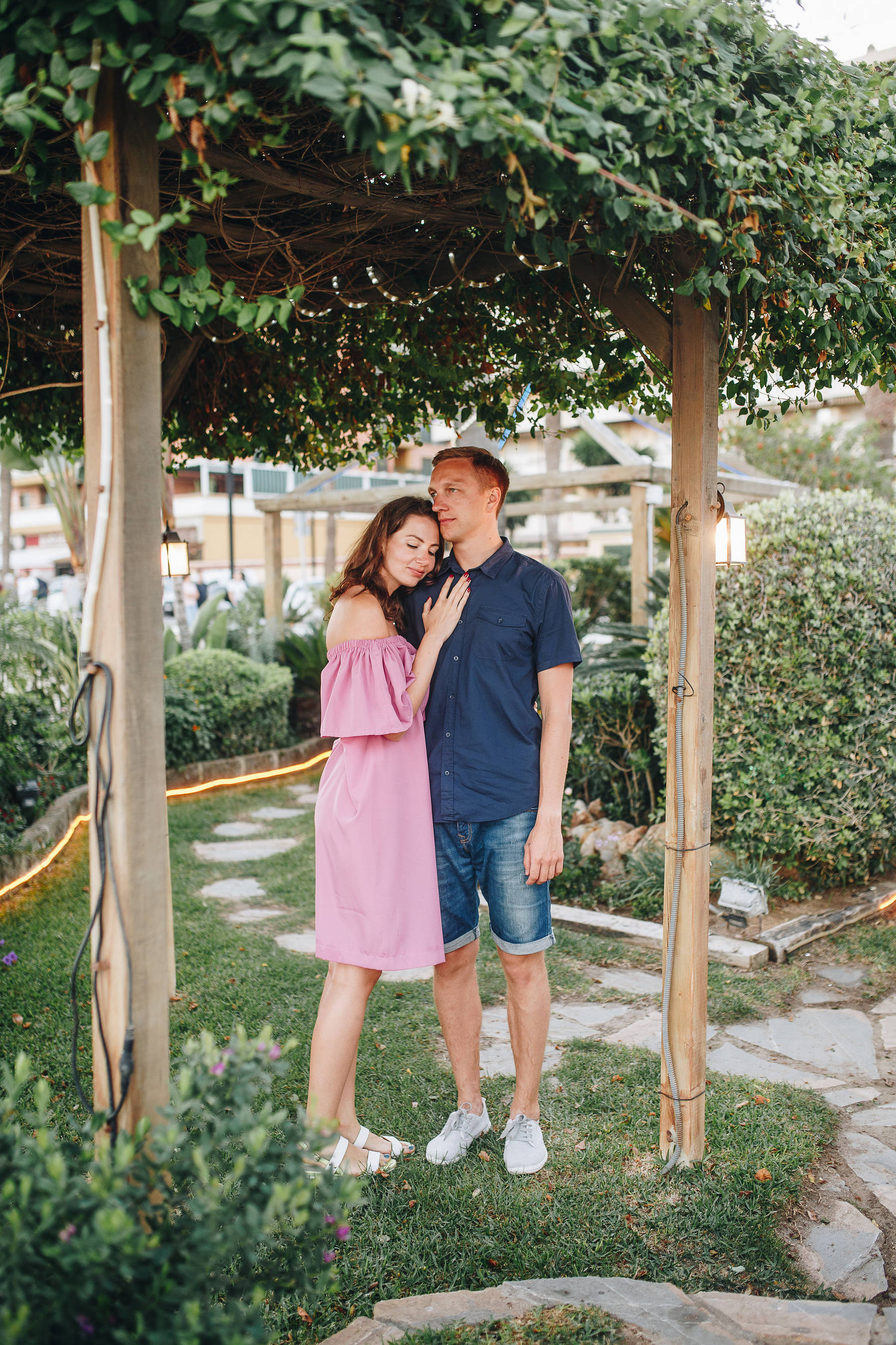 Love Story photo shoot on the beach of Torremolinos