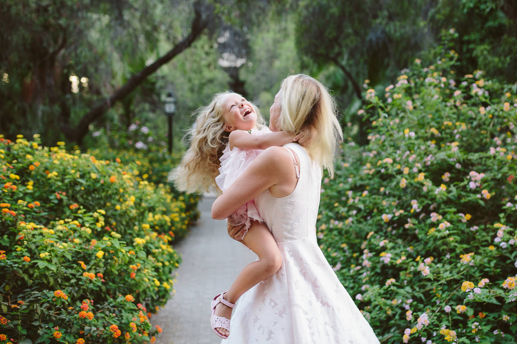 Family photo shoot at the Park of Marbella