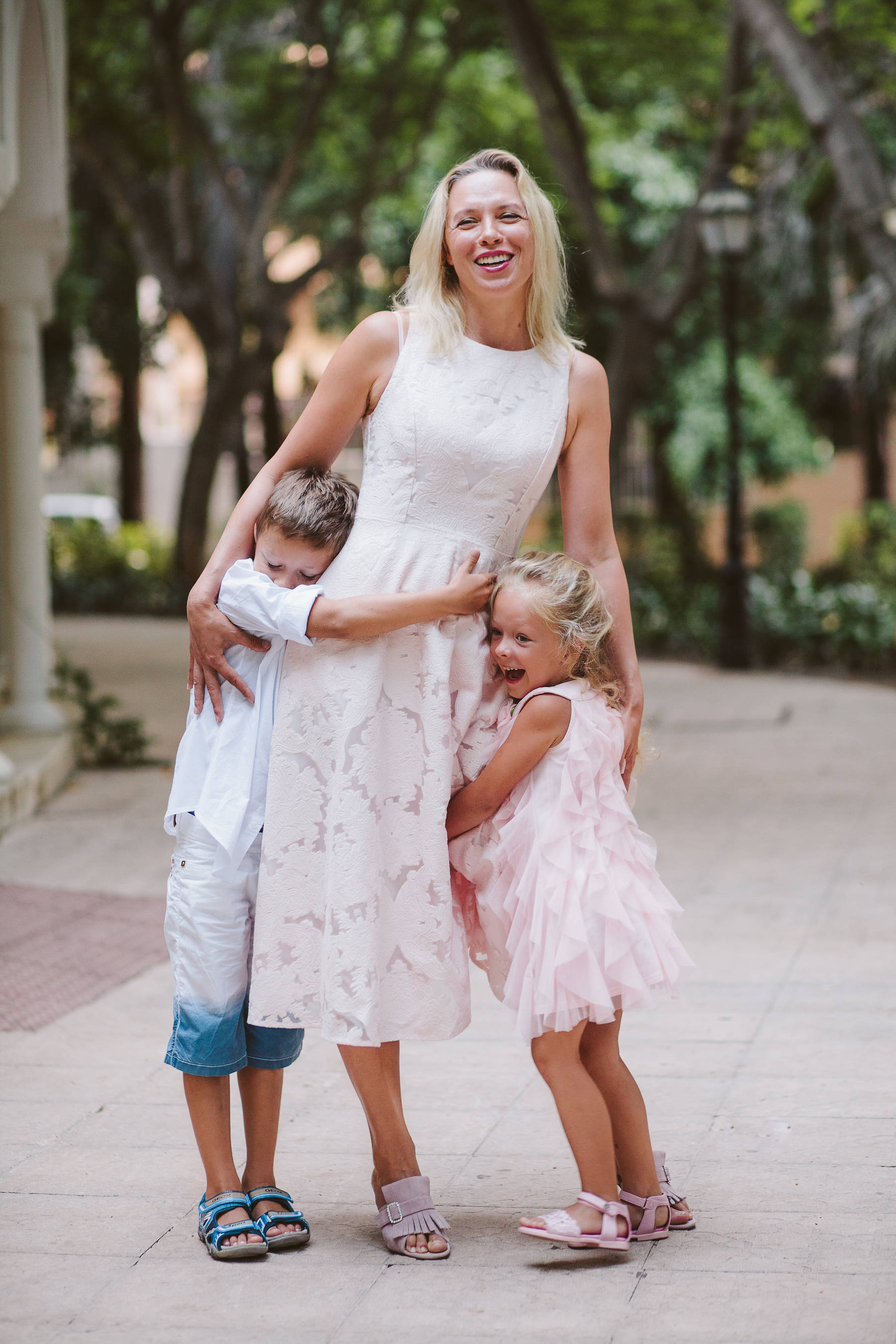 Sesión de fotos de familia en el Parque deución en Marbella