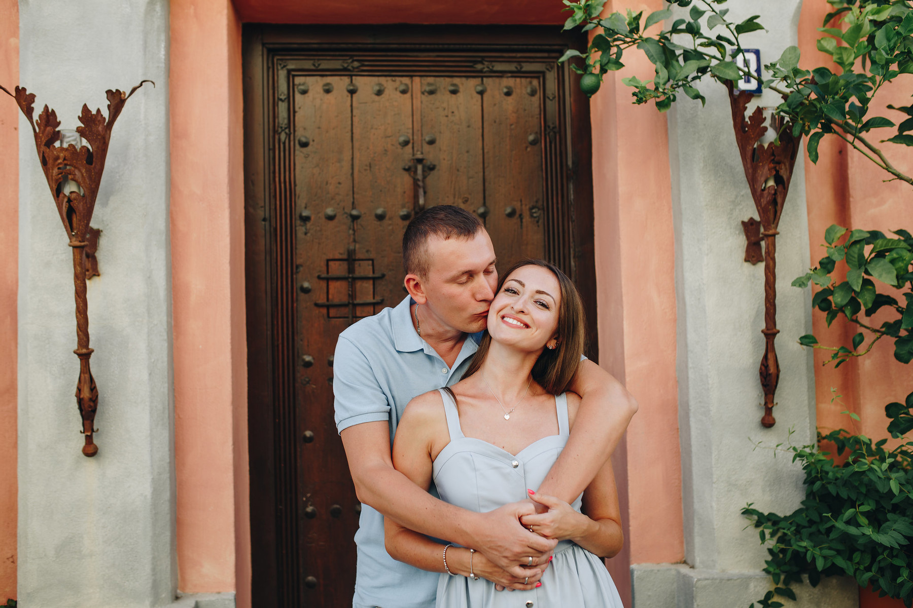 Family photo session in La Heredia, Benahavís