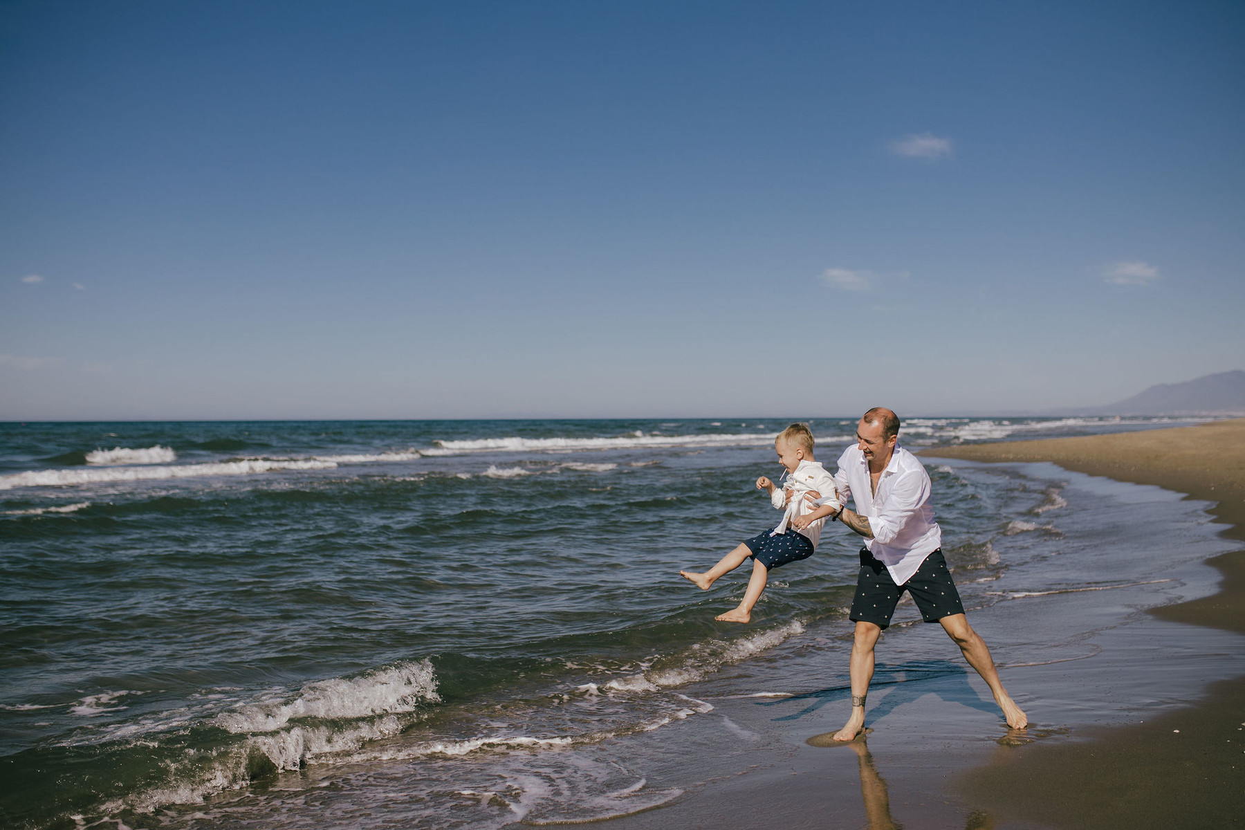 Family photo shoot in bohemian style in Marbella