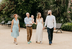 Family photoshoot in Granada