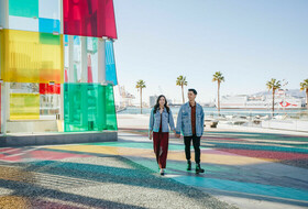 Couple photo set in Malaga