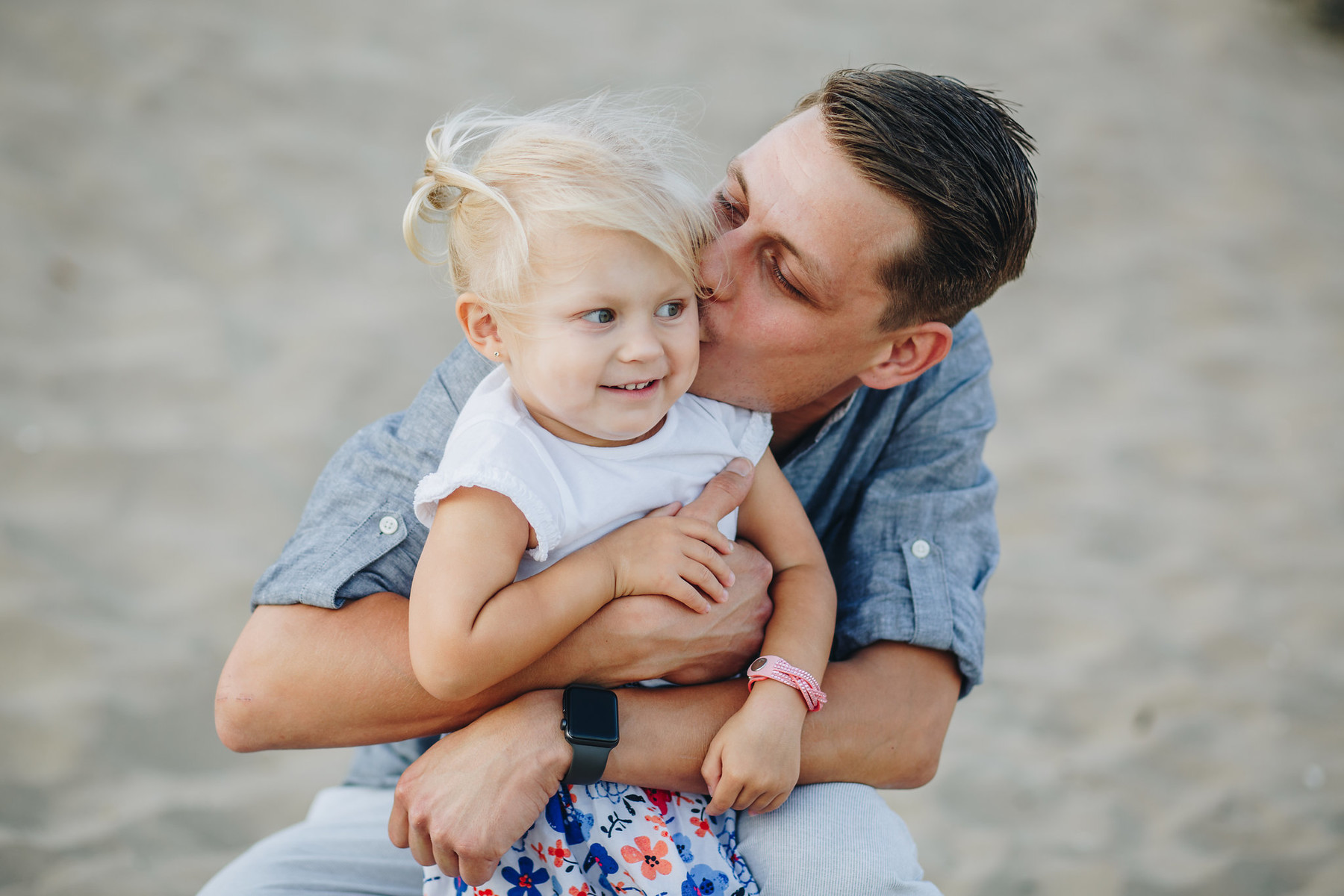 Family photo shoot in Cabopino, Marbella