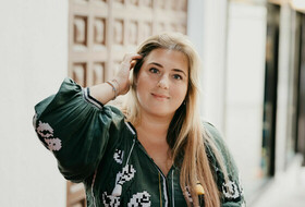 Sesión de fotos para tres amigas en el Centro de Marbella