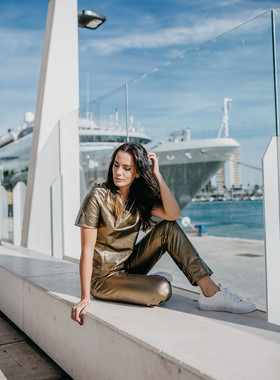 Street style photo shooting in Malaga for Korsun