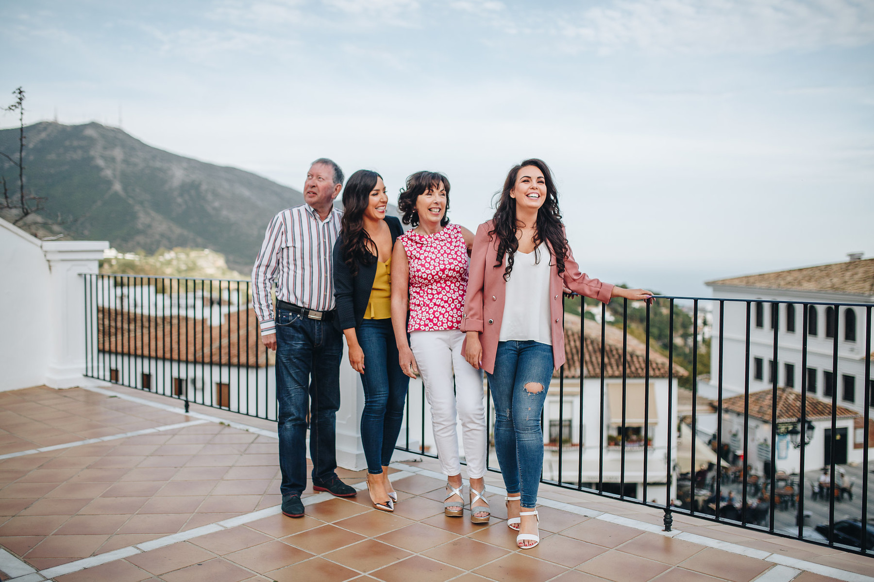 Family photo session in Mijas Pueblo