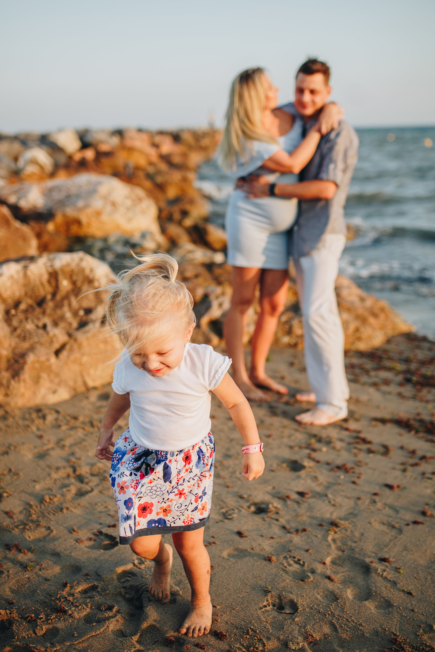 Family photo shoot in Cabopino, Marbella