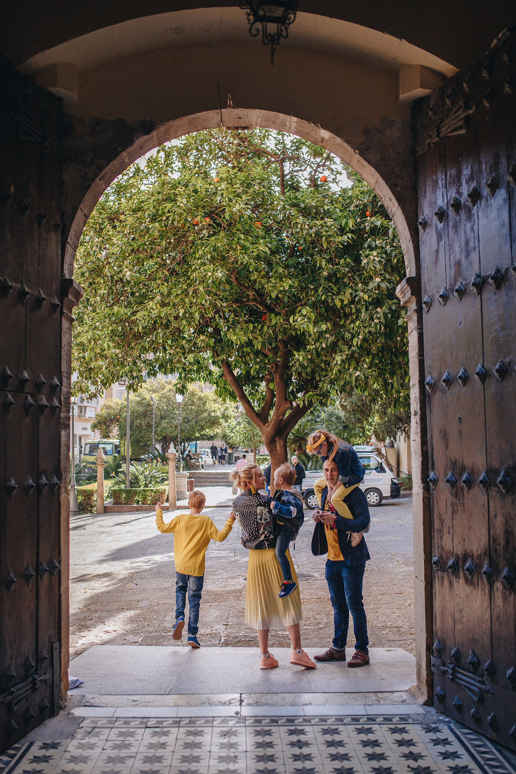 Family photo session in Malaga