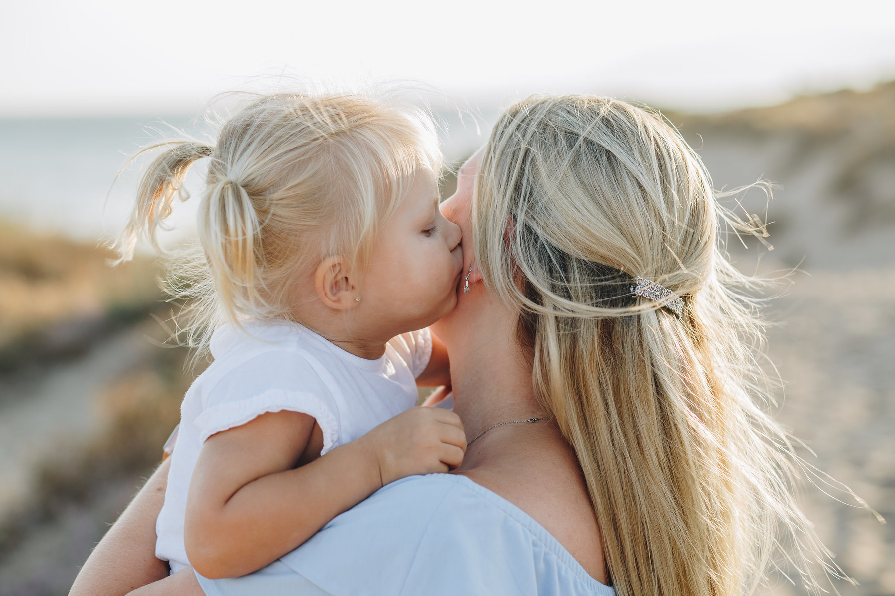 Family photo shoot in Cabopino, Marbella