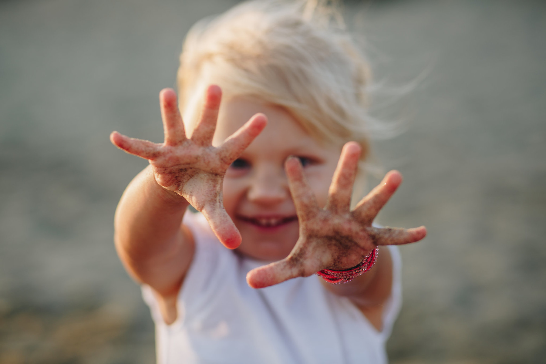 Family photo shoot in Cabopino, Marbella