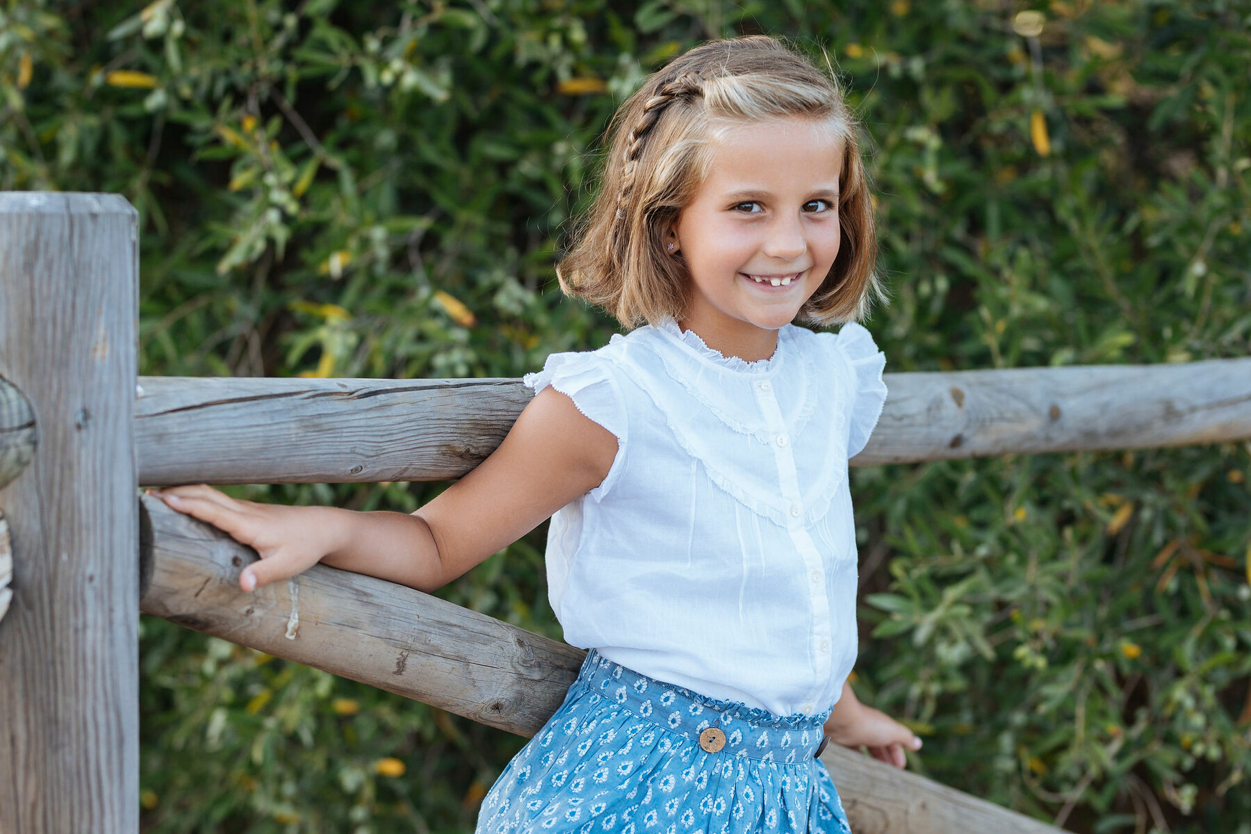 Sesión de fotos de familia en la playa en Marbella, Málaga