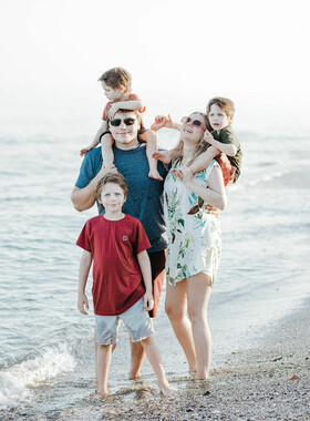 Семейная фотосессия у моря в Марбелье 