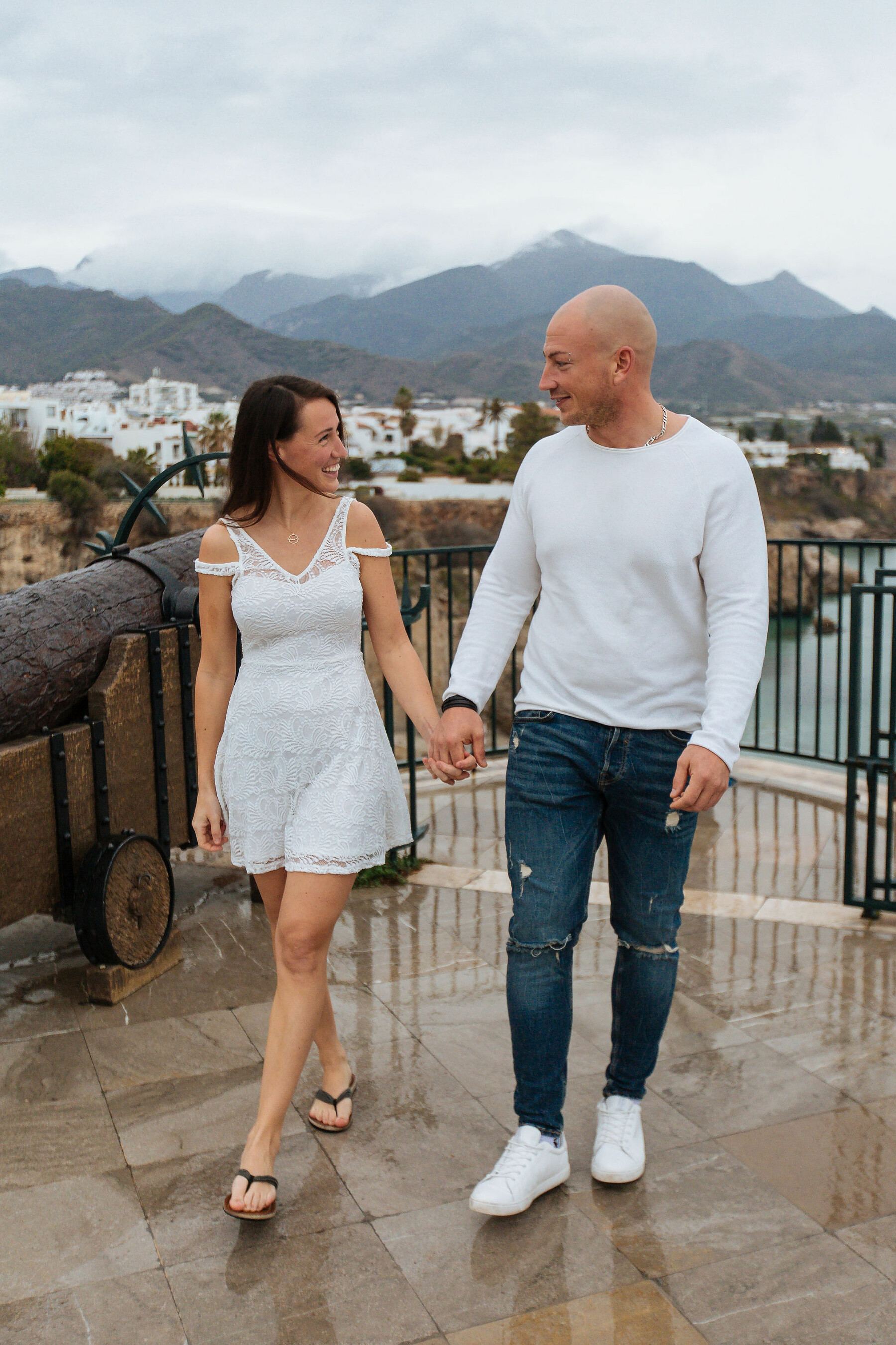 Love story photo set in Nerja