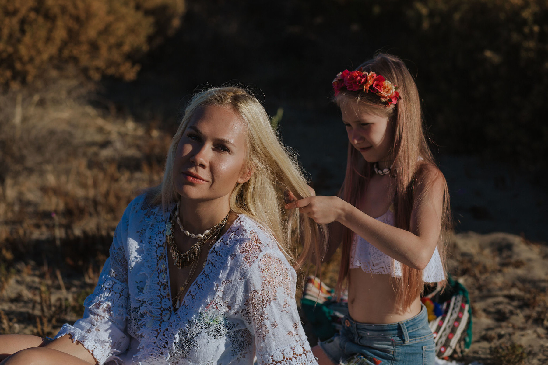 Family photo shoot in bohemian style in Marbella