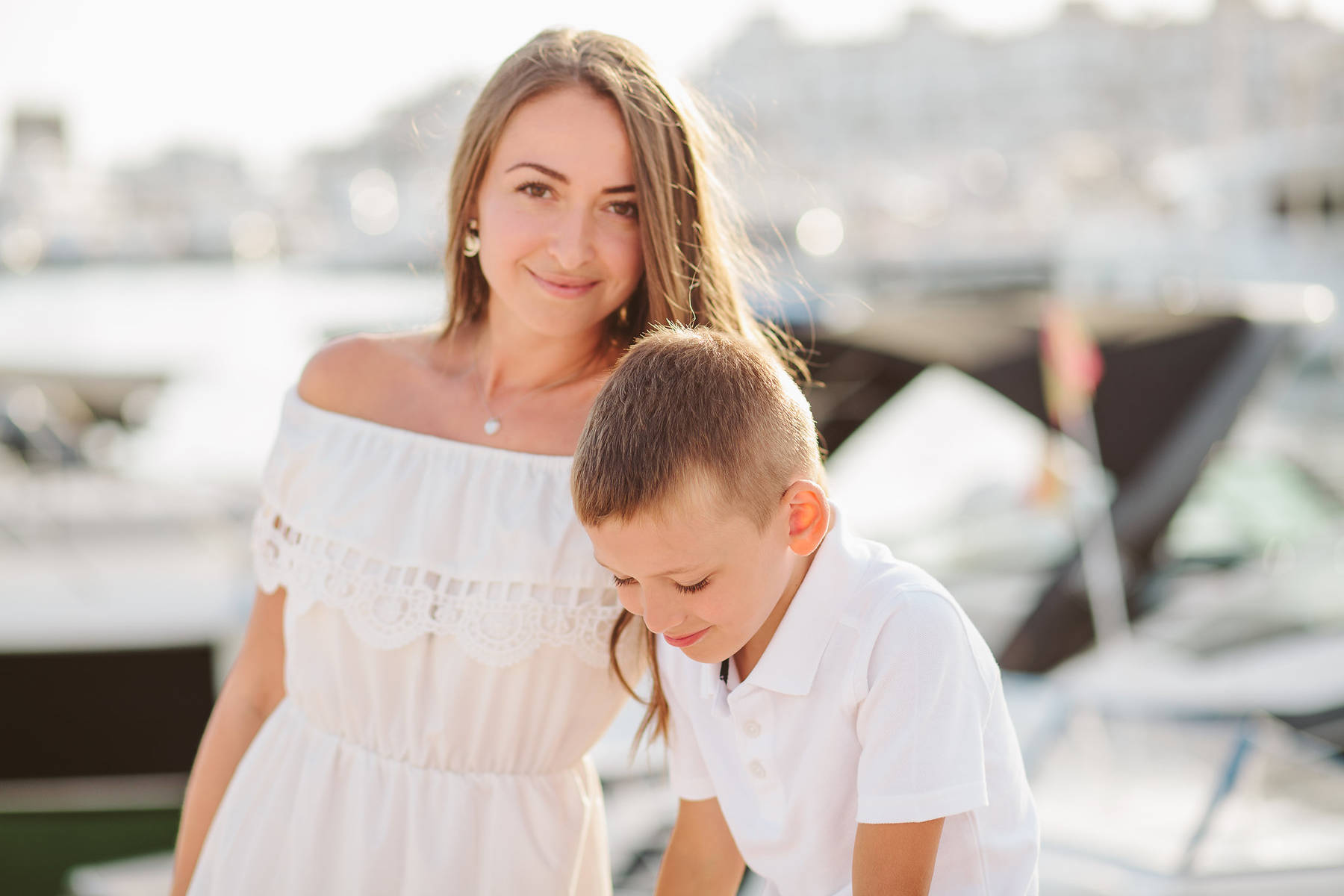 Sesión de fotos de familia en el Puerto Banús en Marbella 