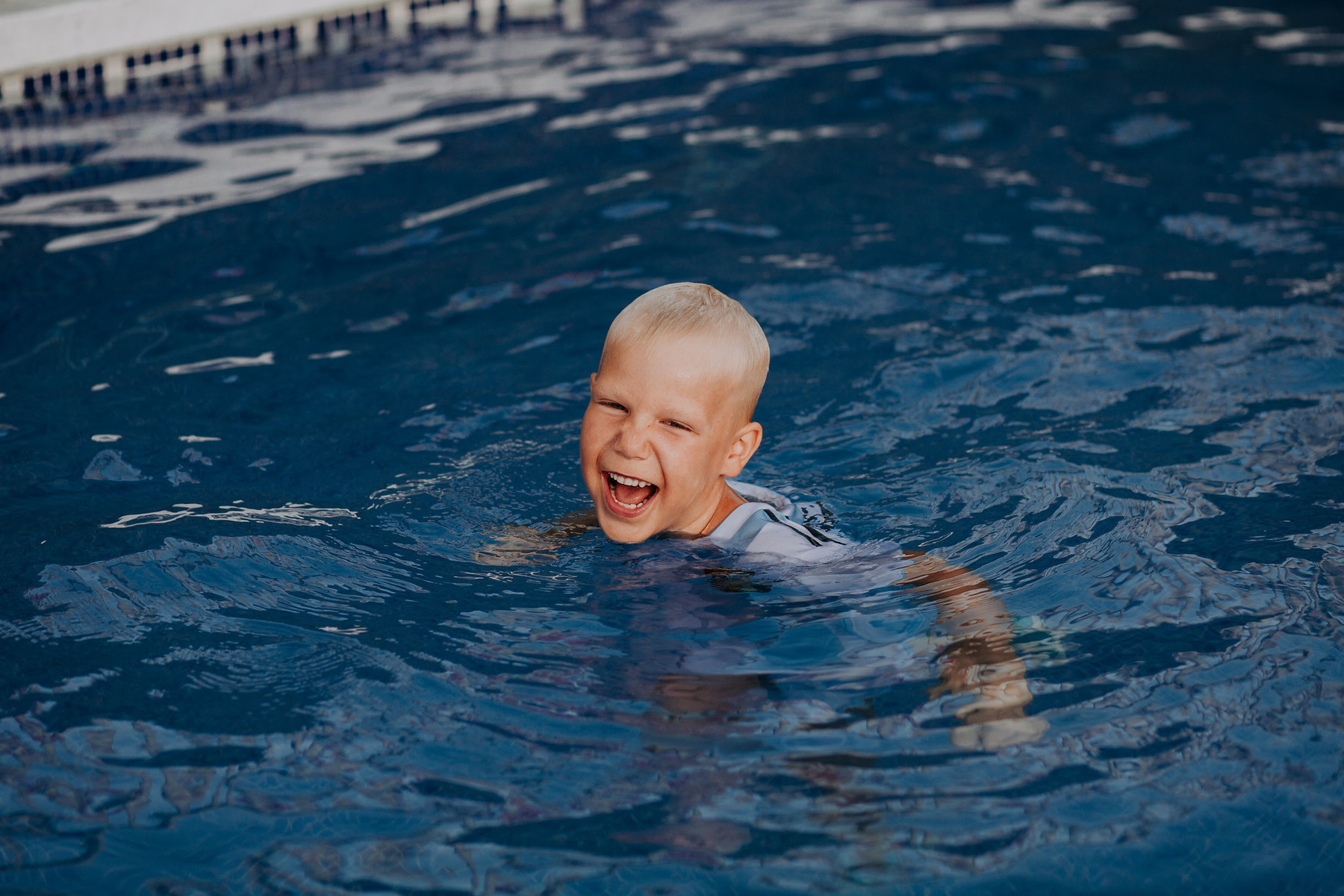 Fotografía de familia lifestyle en Benalmádena