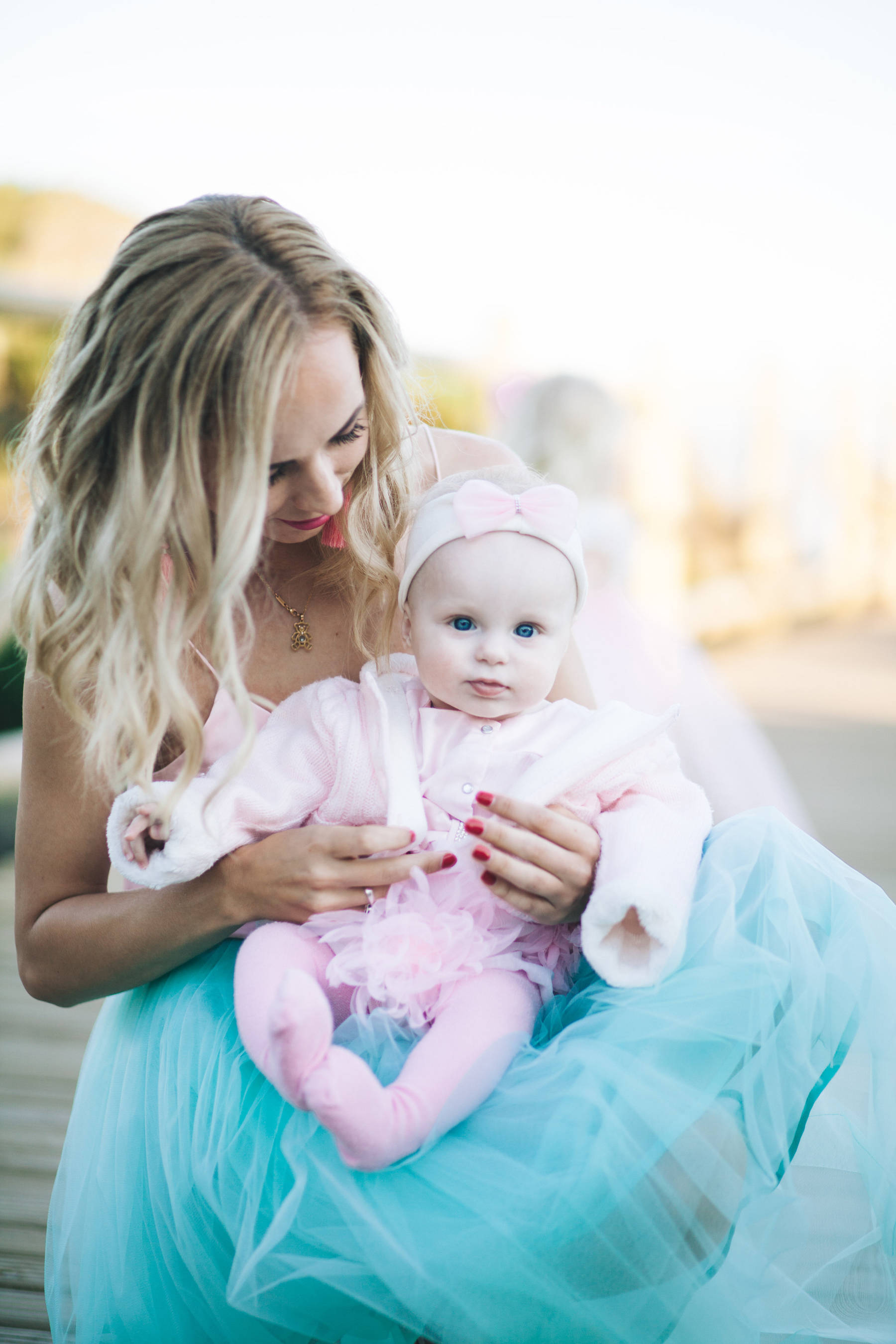 Family photo shoot in Cabopino, Marbella