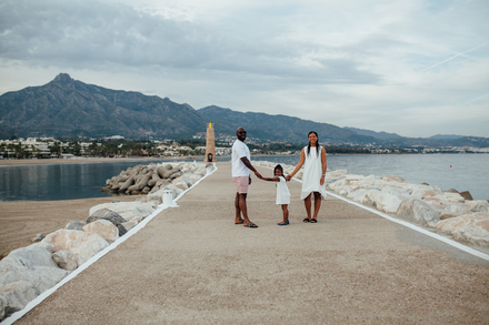 Family photo shooting in the Port Banus in Marbella