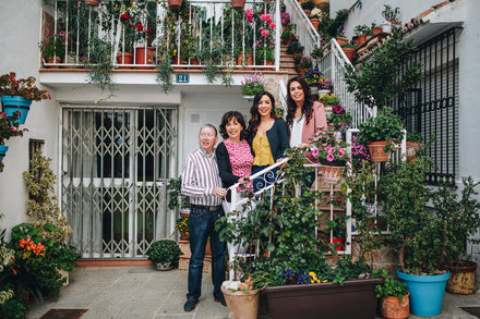 Family photo session in Mijas Pueblo