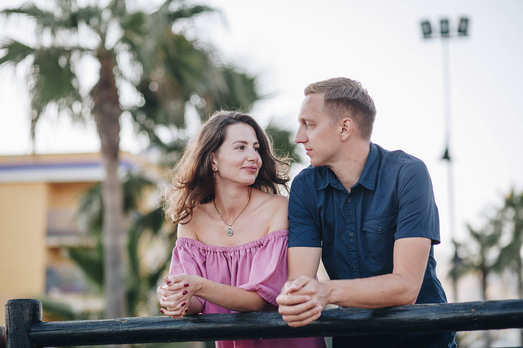 Love Story photo shoot on the beach of Torremolinos