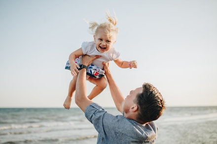 Family photo shoot in Cabopino, Marbella