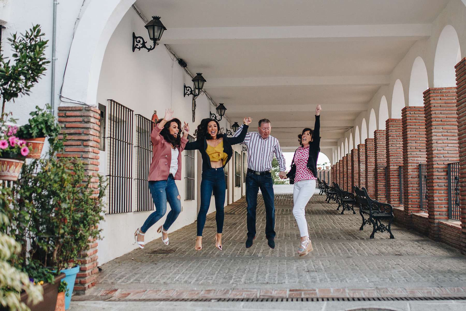 Family photo session in Mijas Pueblo