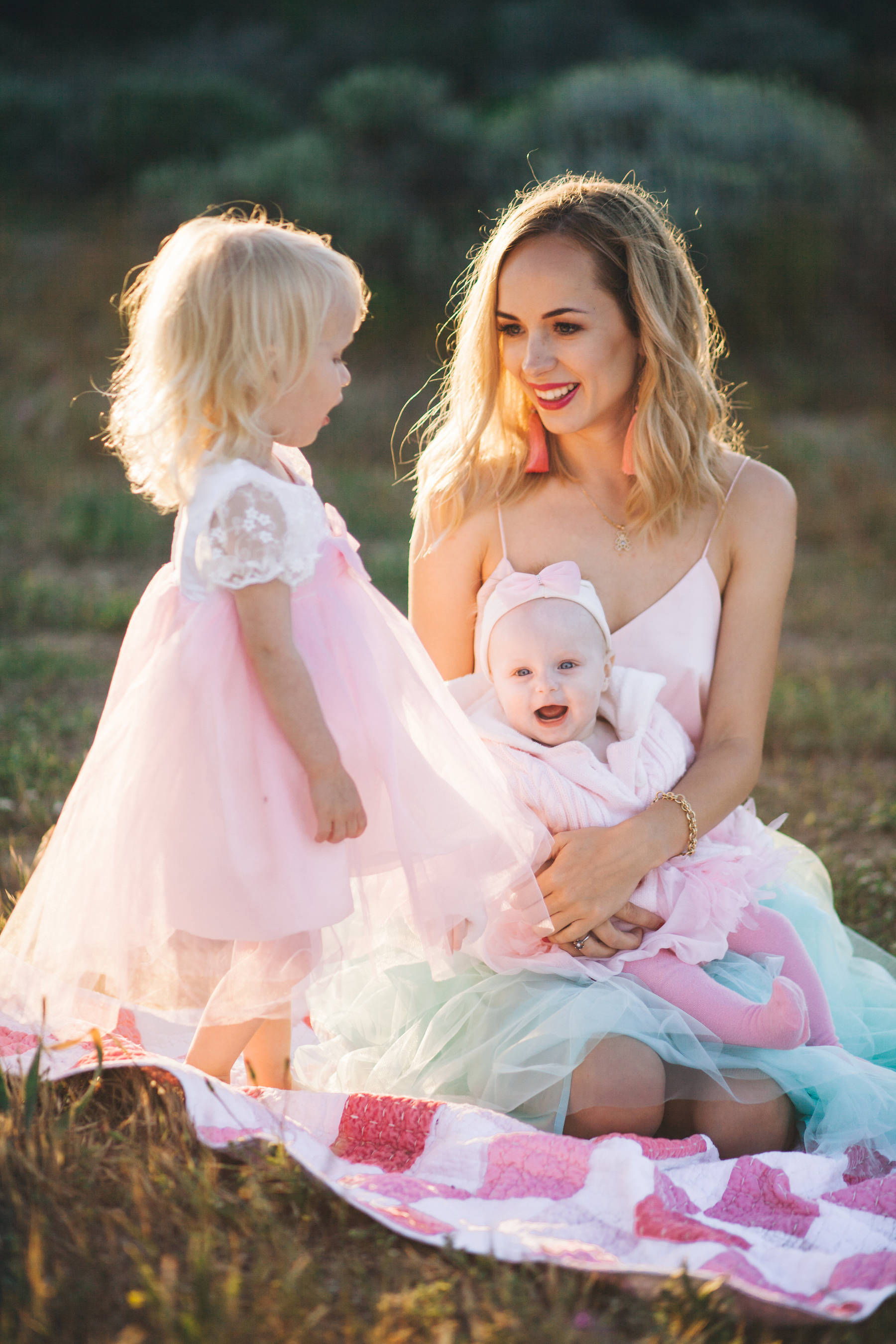 Family photo shoot in Cabopino, Marbella