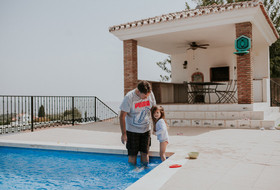 Un día de vacaciones de una familia en España