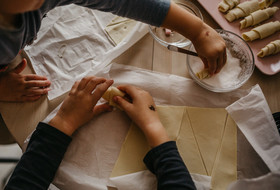 Un día de la vida de una familia en España, Manilva
