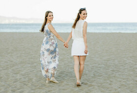 Фотосессия девичника в Порт Банусе, Марбелья