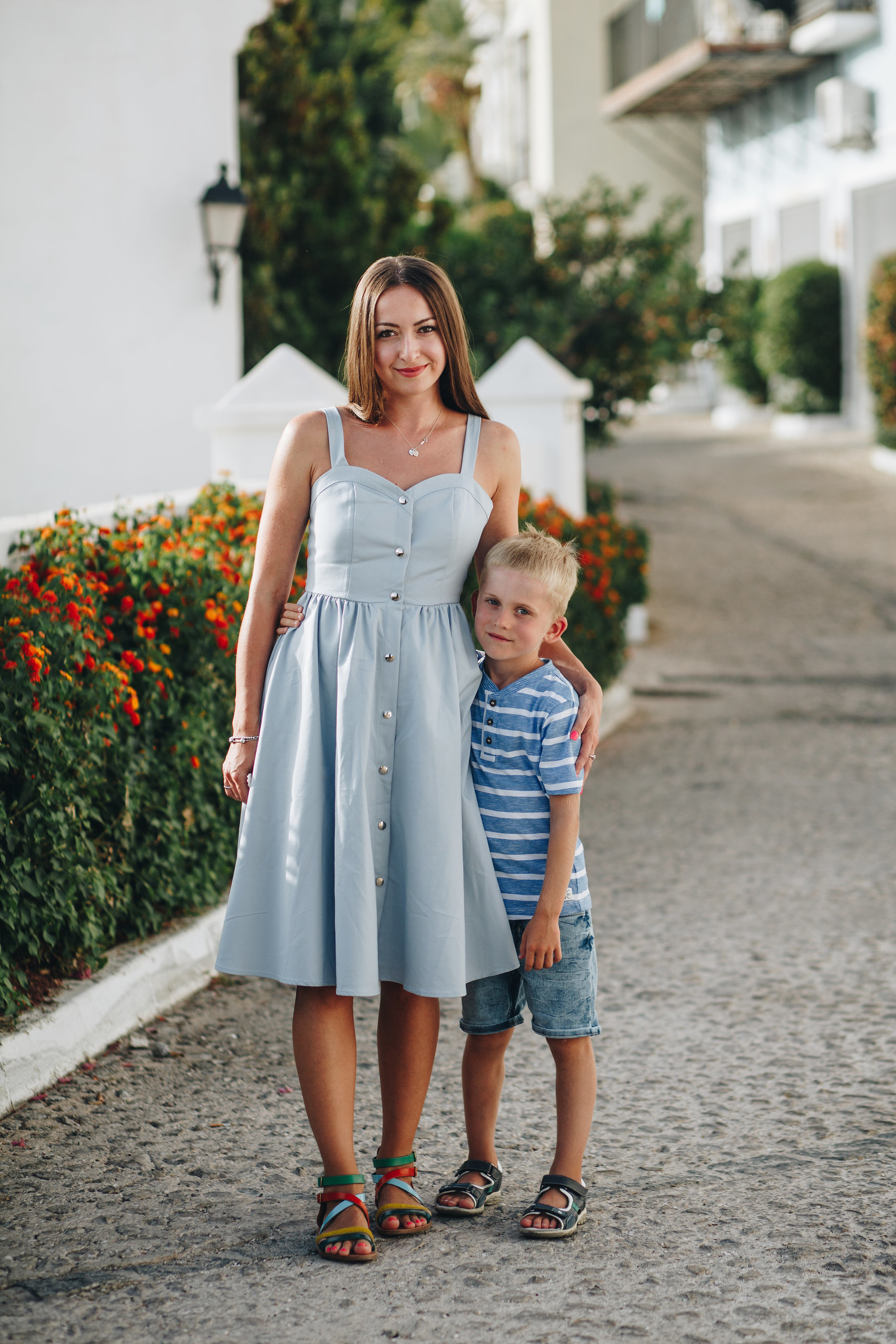 Family photo session in La Heredia, Benahavís