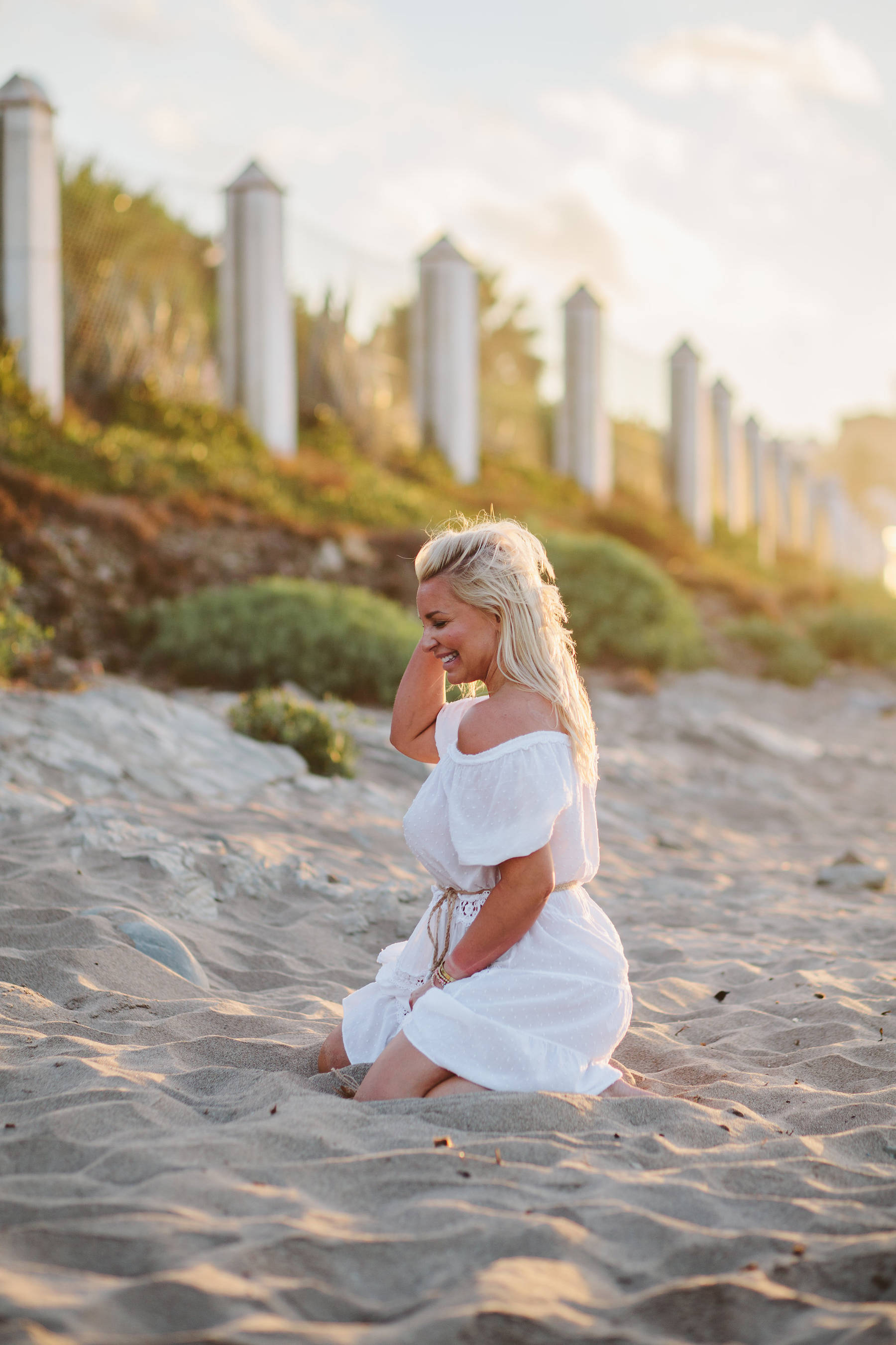 Photo shoot of two friends at Mijas Costa