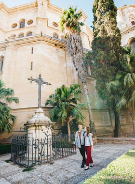 Couple photo set in Malaga