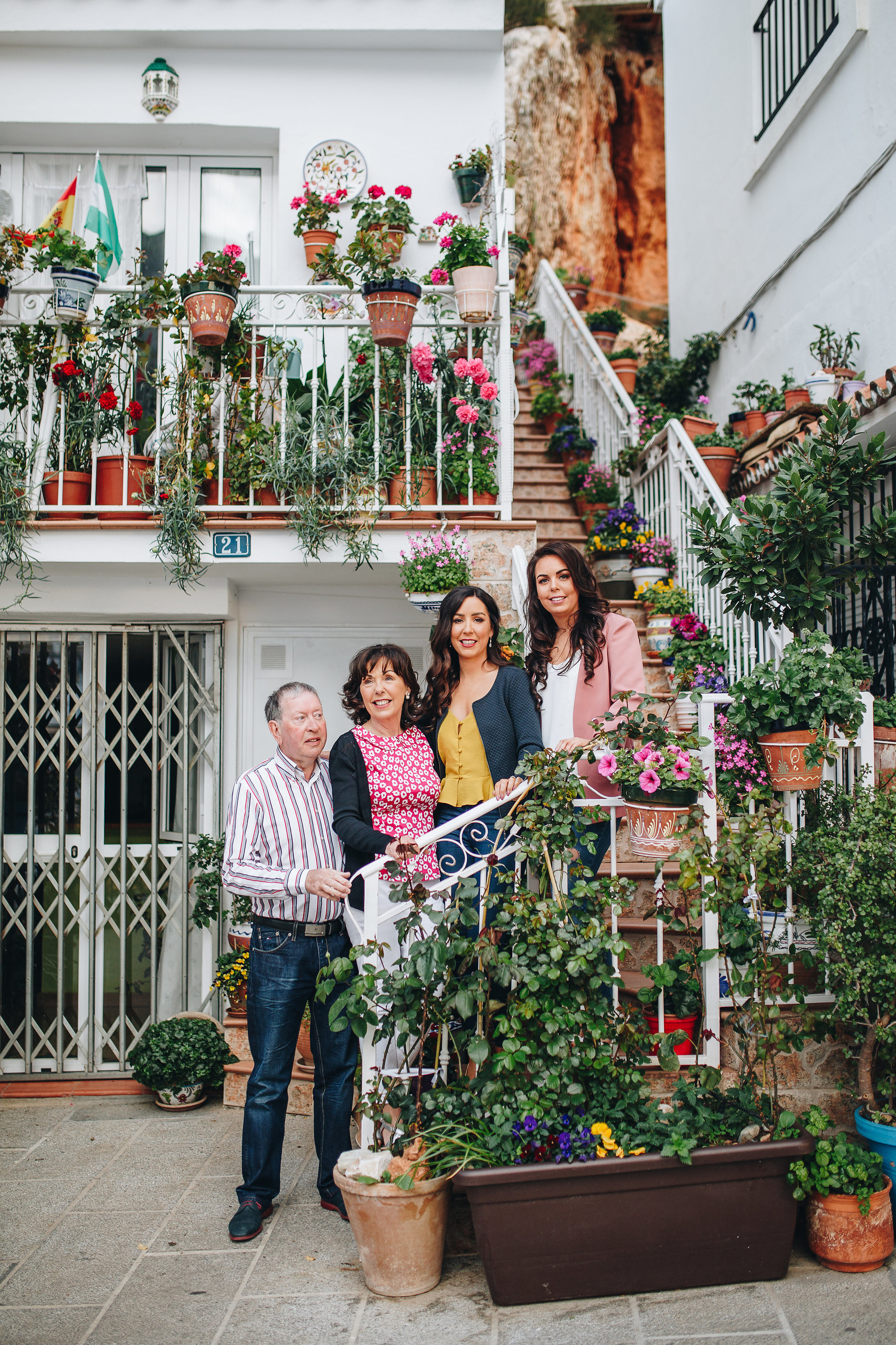 Family photo session in Mijas Pueblo