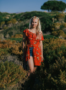 Family photo shoot in bohemian style in Marbella