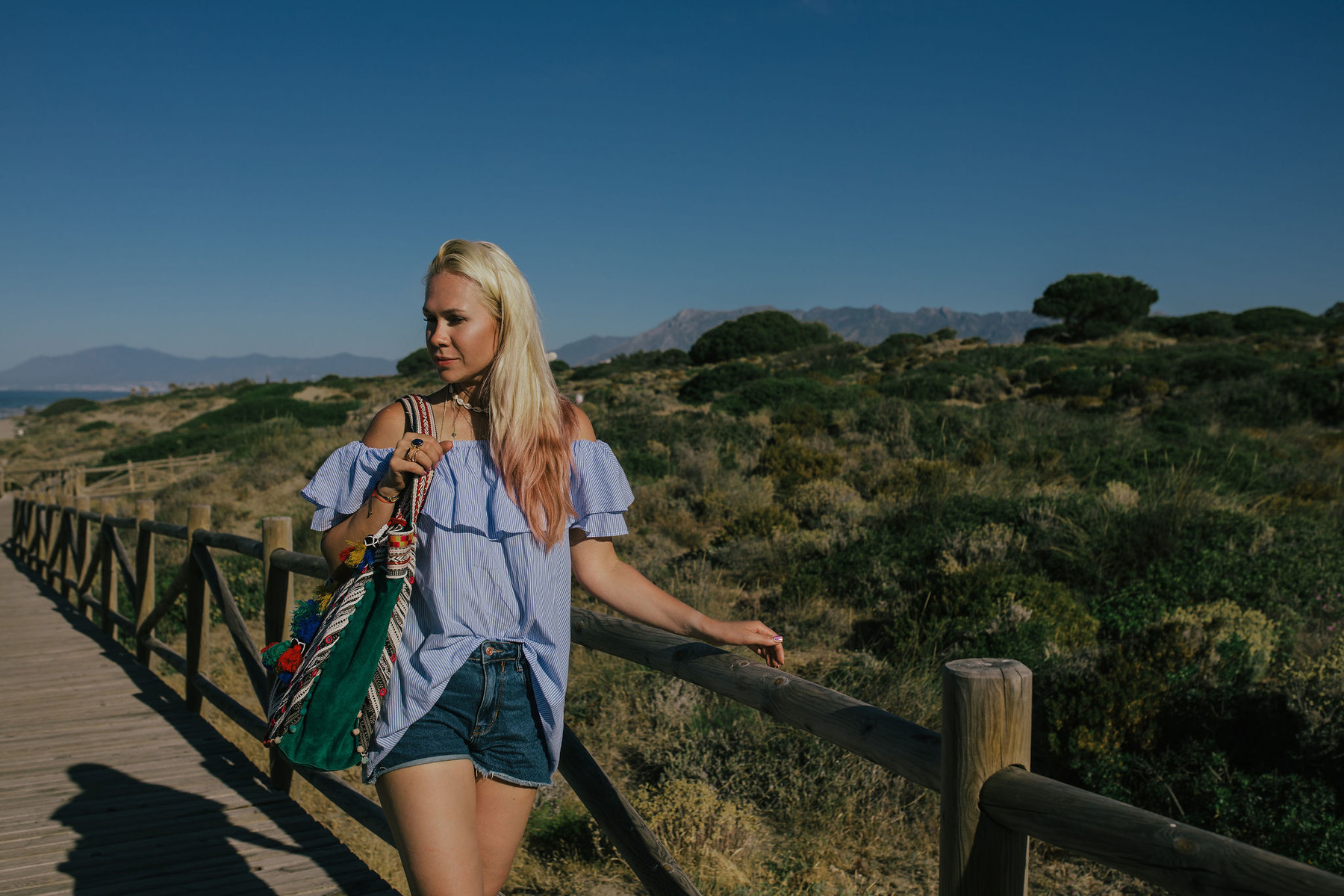 Family photo shoot in bohemian style in Marbella