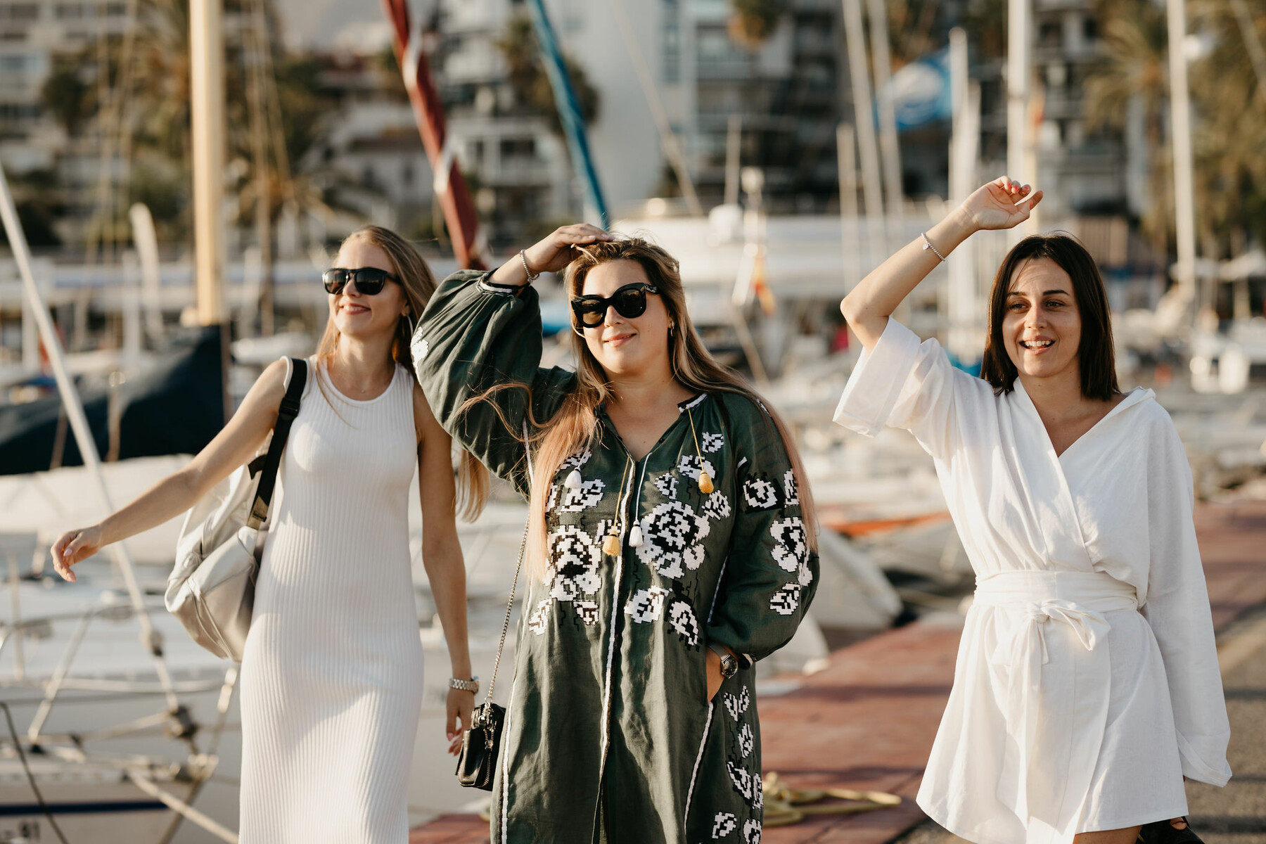 Sesión de fotos para tres amigas en el Centro de Marbella