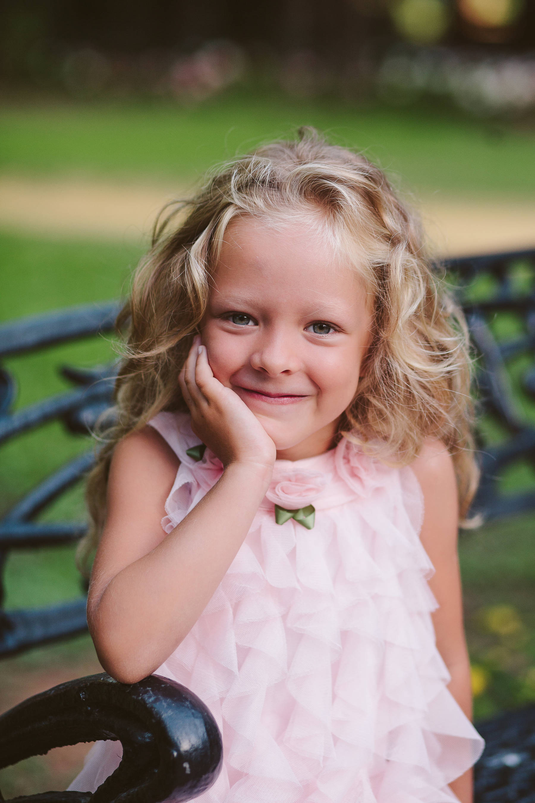 Sesión de fotos de familia en el Parque deución en Marbella