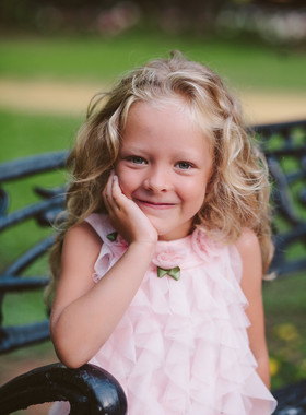Family photo shoot at the Park of Marbella