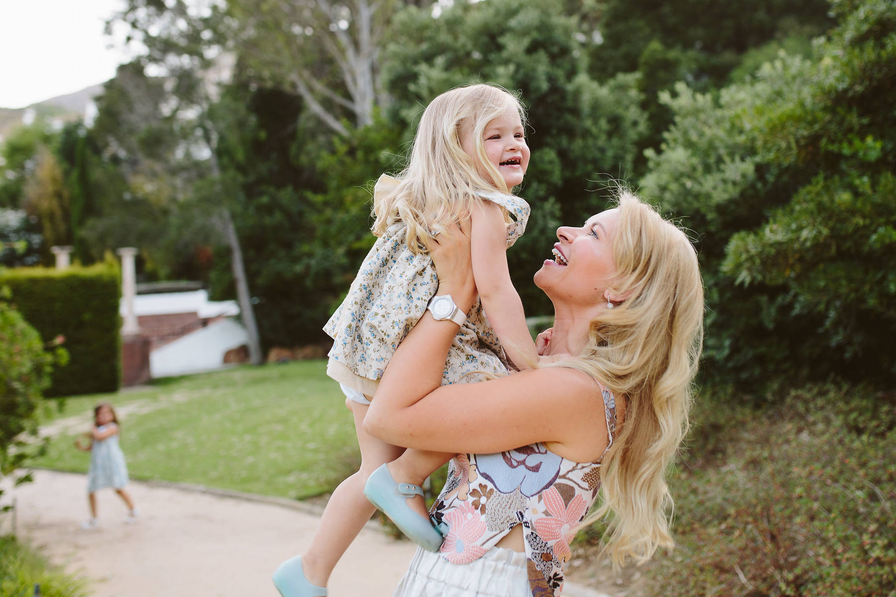 Family photo shoot in Benahavis, Spain