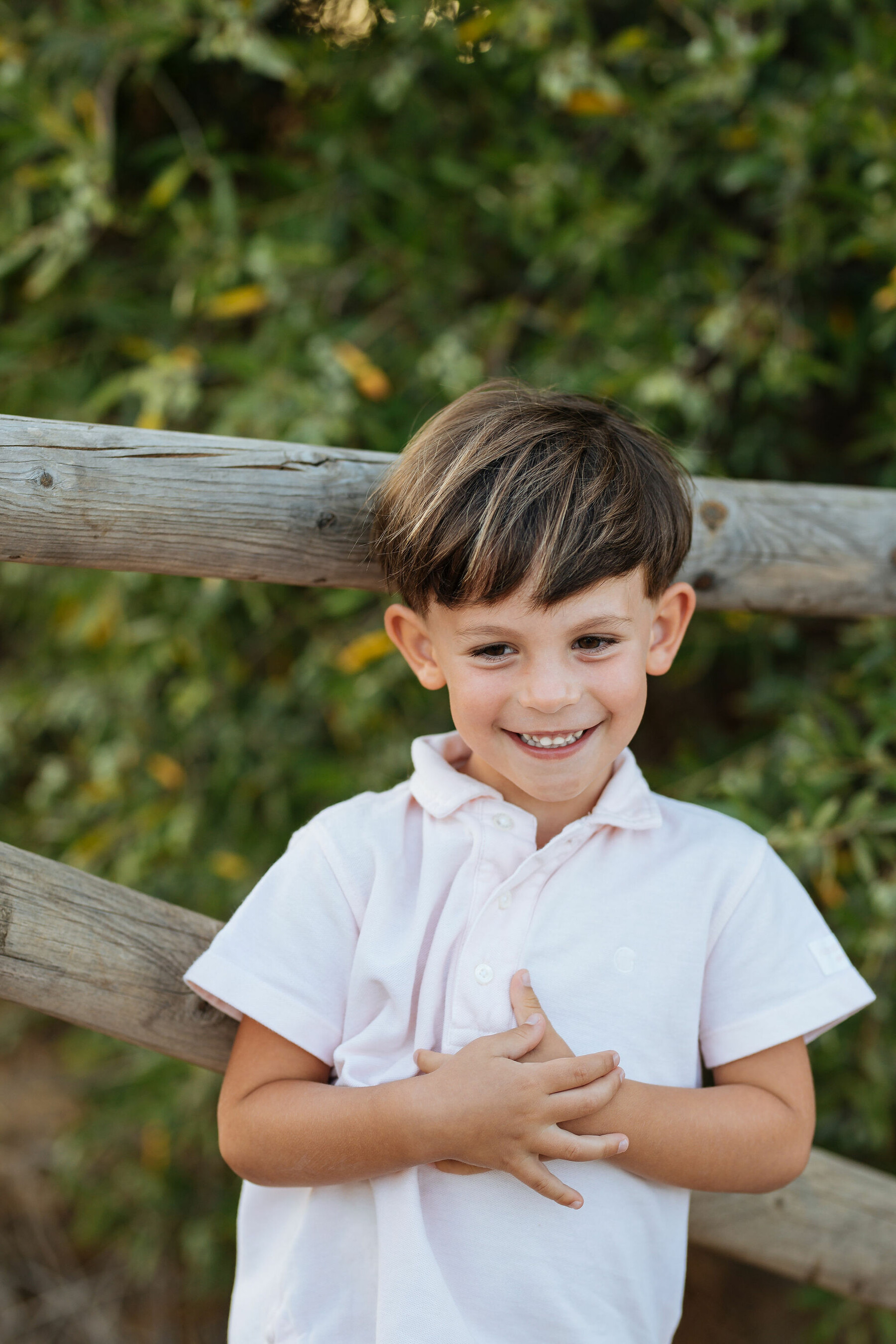 Sesión de fotos de familia en la playa en Marbella, Málaga