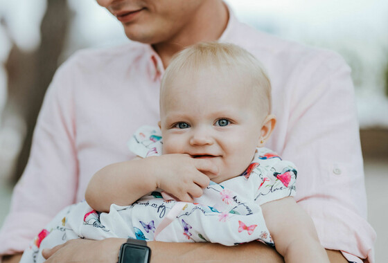 Family photo set in Mijas Pueblo