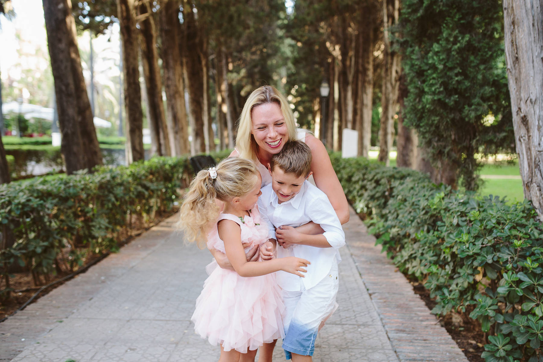 Sesión de fotos de familia en el Parque deución en Marbella