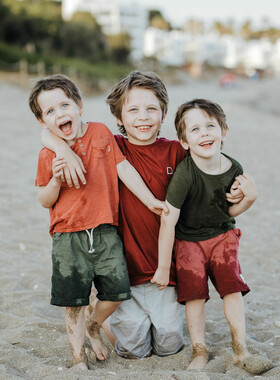 Семейная фотосессия у моря в Марбелье 