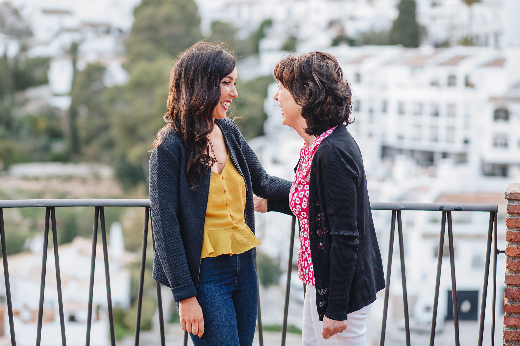 Family photo session in Mijas Pueblo