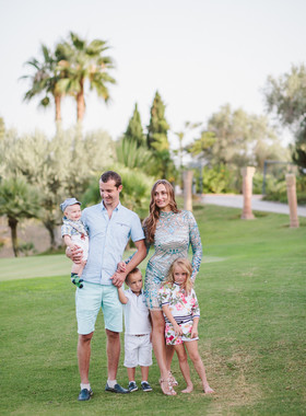 Family photo shoot in San Pedro Alcantara