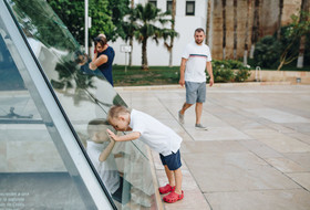 Family photo set in Málaga